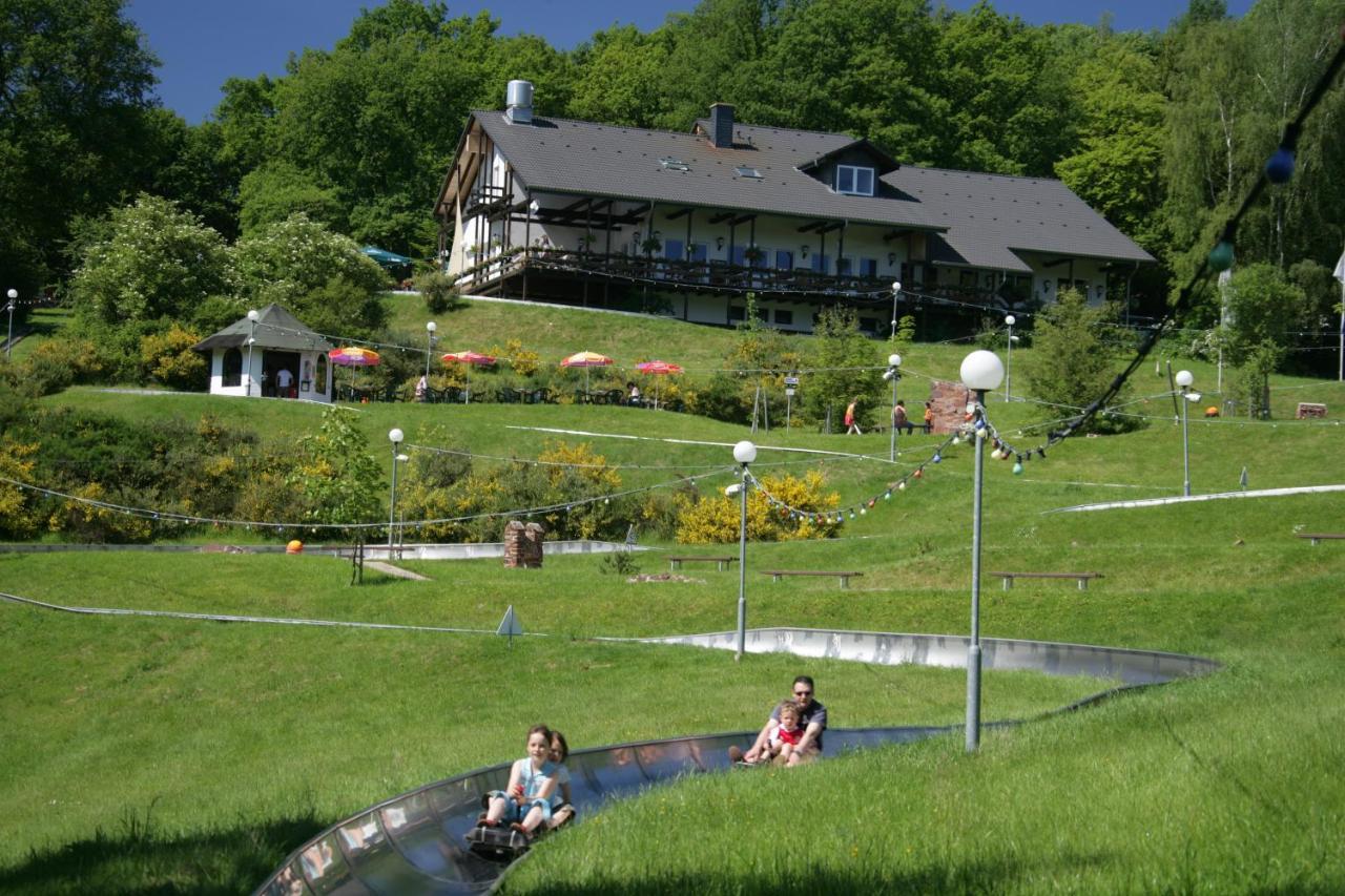 Hotel-Restaurant-Eifeltor Mechernich Exterior photo